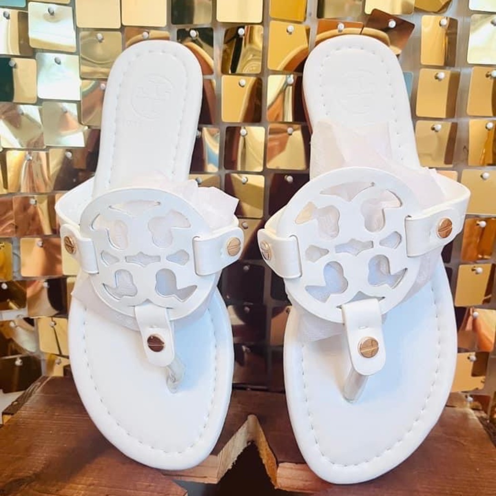 Tory Burch Miller Sandal White
US 8.5 EU 39